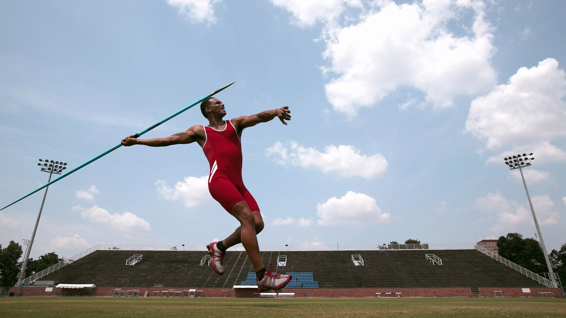 开云官网-世界田径：肯尼亚运动员屡破纪录，赛场火爆！，肯尼亚男子田径队